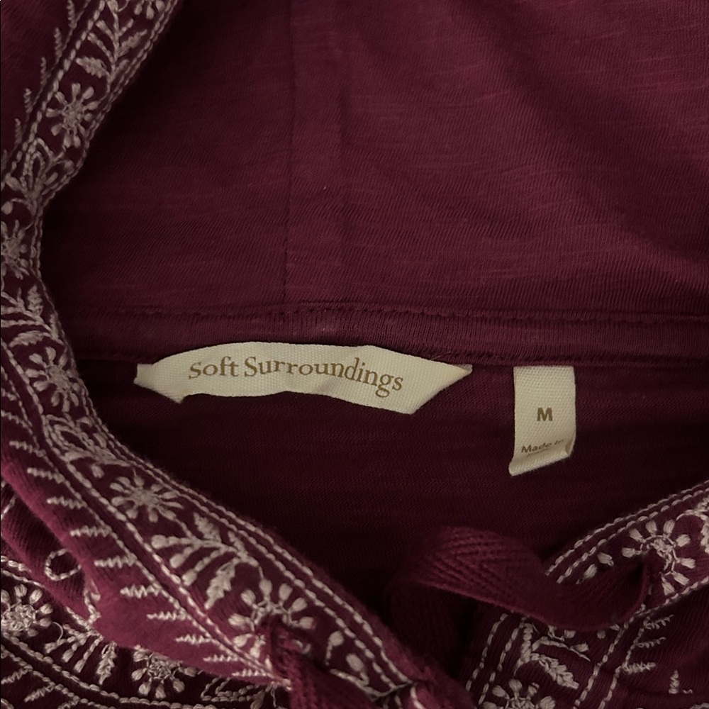 Soft surroundings sweater with hood embroidery button front boho women’s medium - Picture 3 of 8